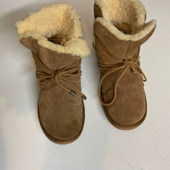 Minnetonka boots size 7 - Picture 3 of 7